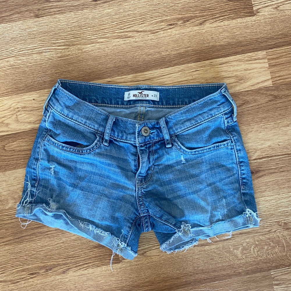 Hollister Jean shorts